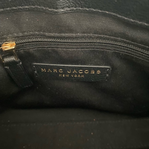 Marc Jacob’s black crossbody - Picture 4 of 4